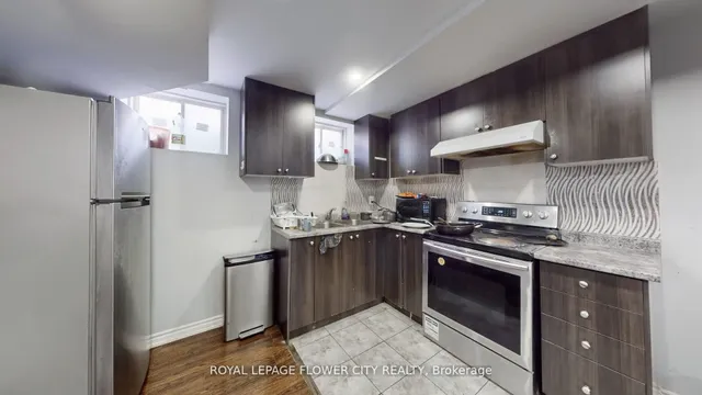 Additional image 40 of 3 Fenchurch Dr