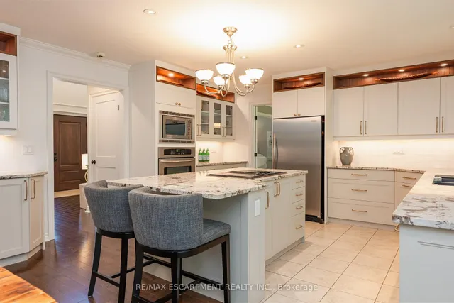 Additional image 11 of 1353 Hazelton Blvd