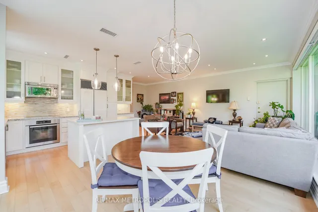 Additional image 4 of 1 Watergarden Way Unit 201