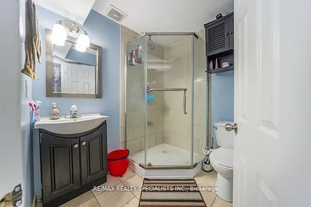 Additional image 38 of 64 Botavia Downs Dr