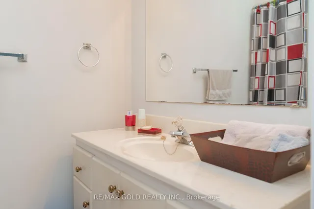 Additional image 37 of 16 Drury Cres