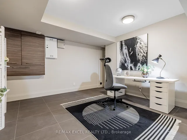 Additional image 40 of 61 Hemford Cres
