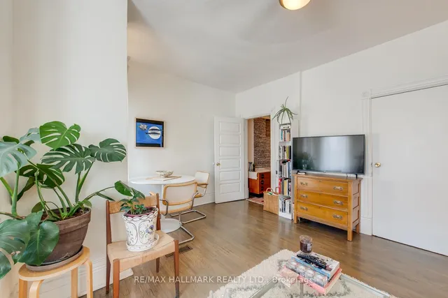 Additional image 28 of 53 Lansdowne Ave