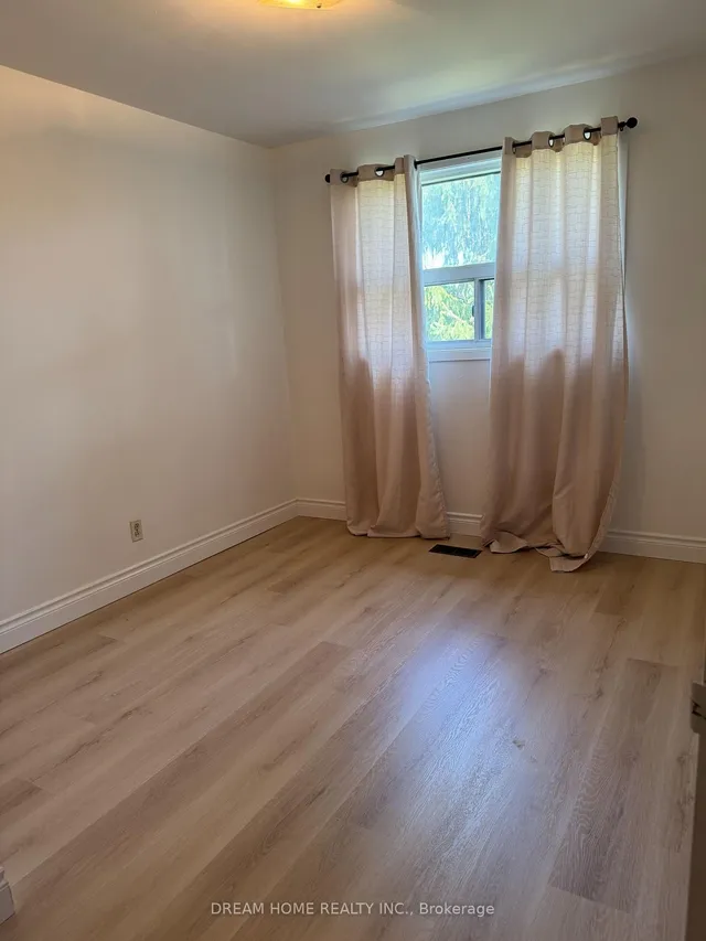Additional image 18 of 22 Beethoven Crt