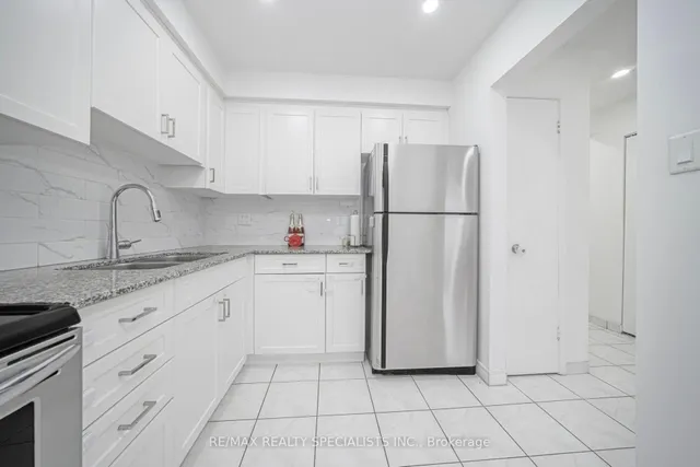 Additional image 17 of 44 Franklin Crt