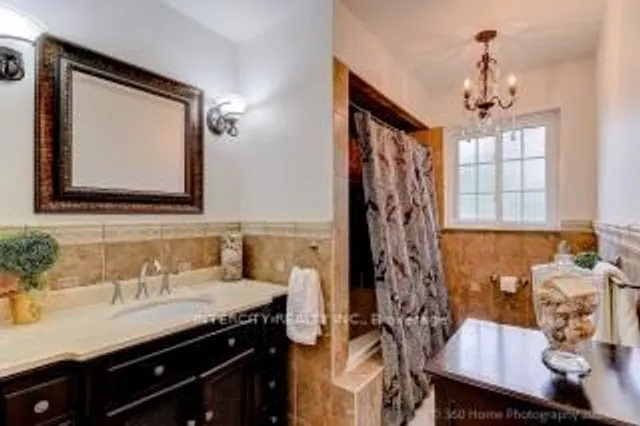 Additional image 13 of 44 Oxenden Cres