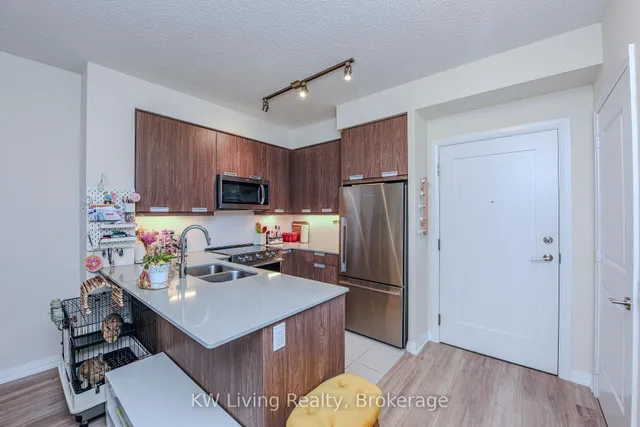 Additional image 7 of 65 Watergarden Dr Unit 810