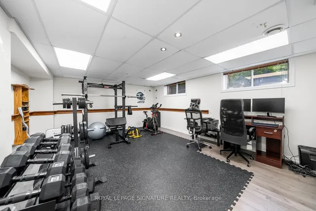 Additional image 28 of 136 Overland Dr