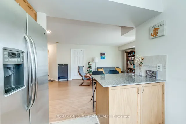 Additional image 17 of 5940 Yonge St Unit 303