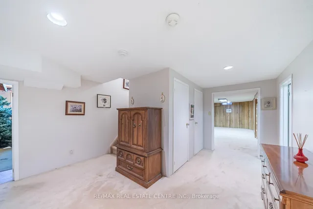 Additional image 38 of 116 Kenpark Ave