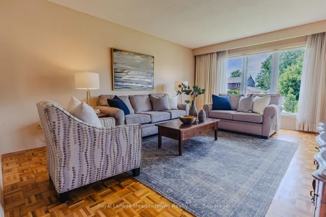 Additional image 9 of 840 Cedarbrae Ave