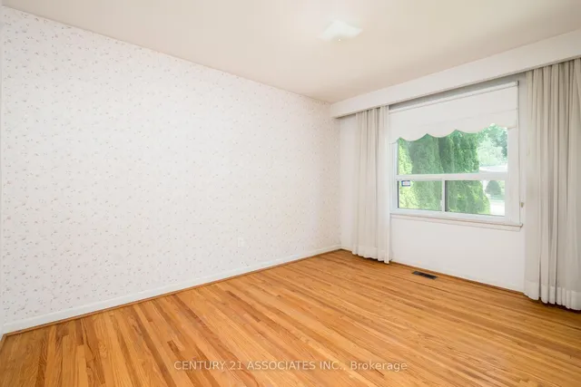 Additional image 15 of 11 Drury Lane