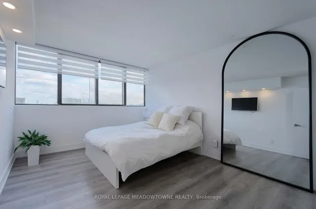 Additional image 25 of 1333 Bloor St Unit 805