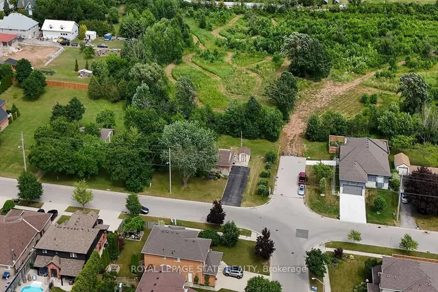 Additional image 5 of 220 Winona Rd