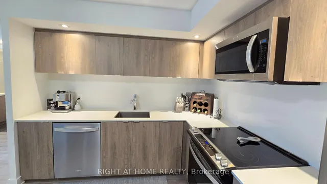 Additional image 30 of 10 Eva Rd Unit 507