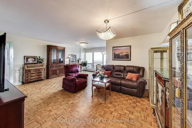 Additional image 20 of 61 Richview Rd Unit 1409