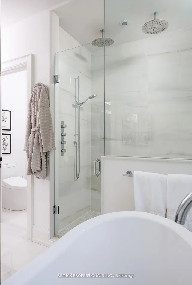 Additional image 30 of 38 Lorene Dr