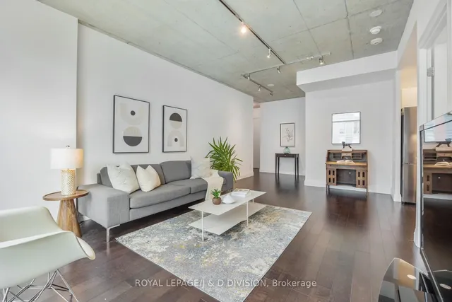 Additional image 14 of 218 King St Unit 407