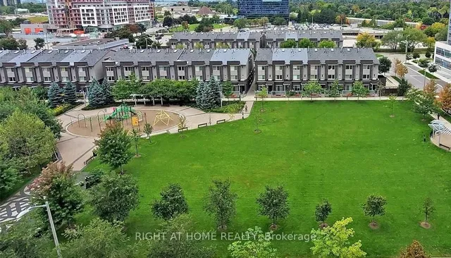 Additional image 13 of 151 Village Green Sq Unit 908