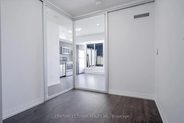 Additional image 8 of 30 Meadowglen Pl Unit 203