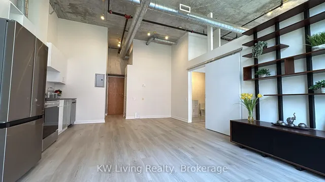 Additional image 4 of 363 Sorauren Ave Unit 318