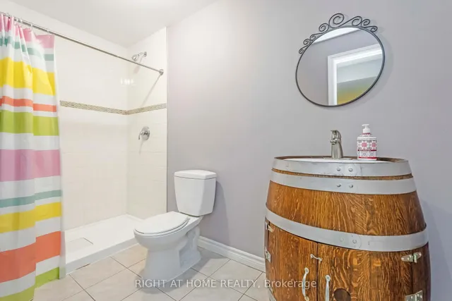 Additional image 27 of 1085 Harrogate Dr Unit 35