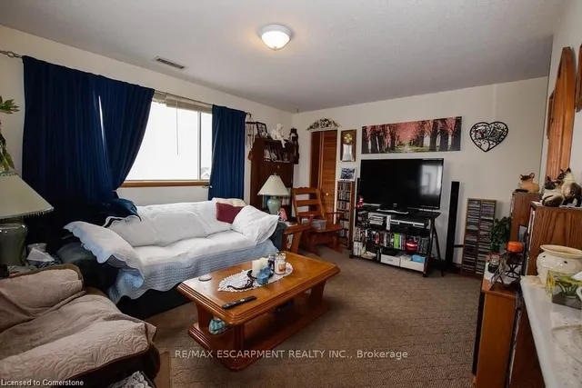 Additional image 38 of 120 Parkdale Ave