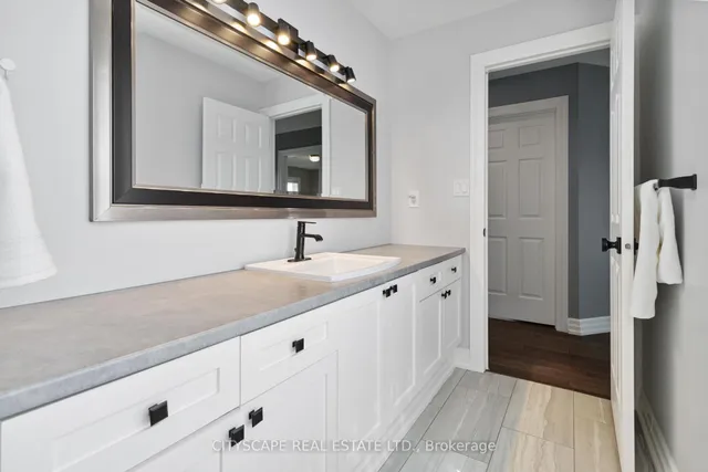 Additional image 26 of 713 Trudeau Dr