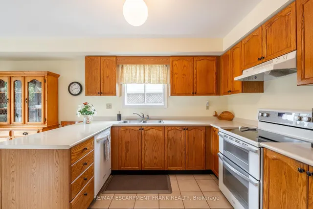 Additional image 12 of 168 SIRENTE Dr