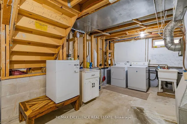 Additional image 41 of 102 Juniper Dr