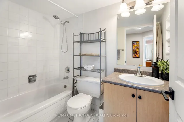 Additional image 7 of 3233 Eglinton Ave Unit 1707