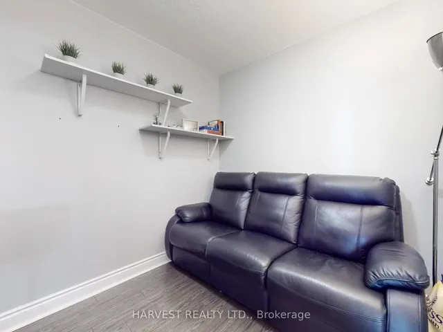 Additional image 21 of 25 Greenview Ave Unit 1716