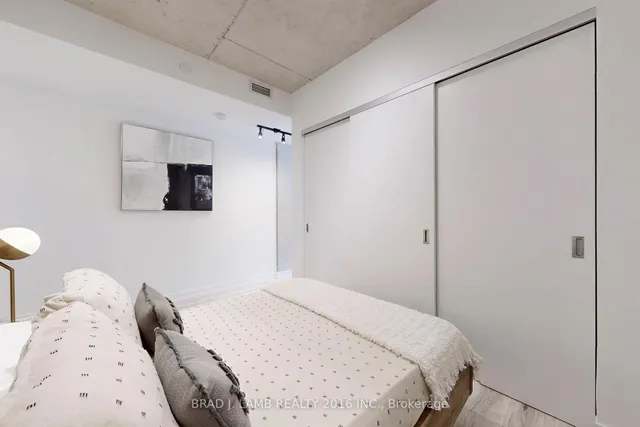 Additional image 20 of 55 Ontario St Unit 419