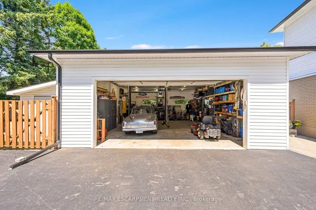 Additional image 47 of 6487 Panton St