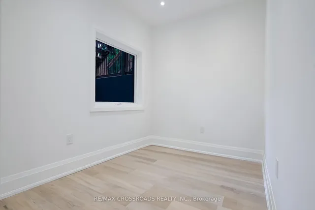 Additional image 38 of 106 Park St