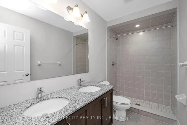 Additional image 33 of 75 Claremont Dr