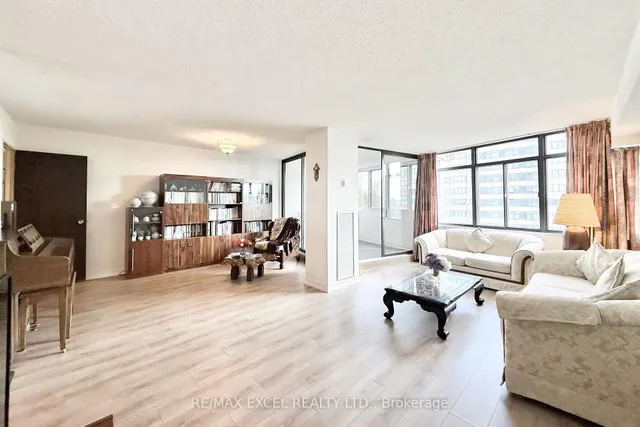 Additional image 9 of 1201 Steeles Ave Unit 501