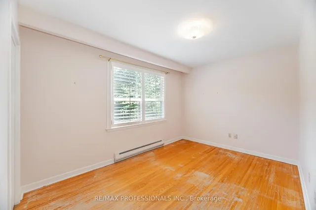 Additional image 24 of 3667 Beechollow Cres