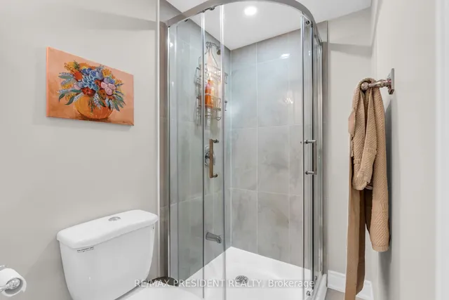 Additional image 43 of 4 Temple Manor Rd