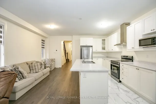 Additional image 17 of 114 Adventura Rd