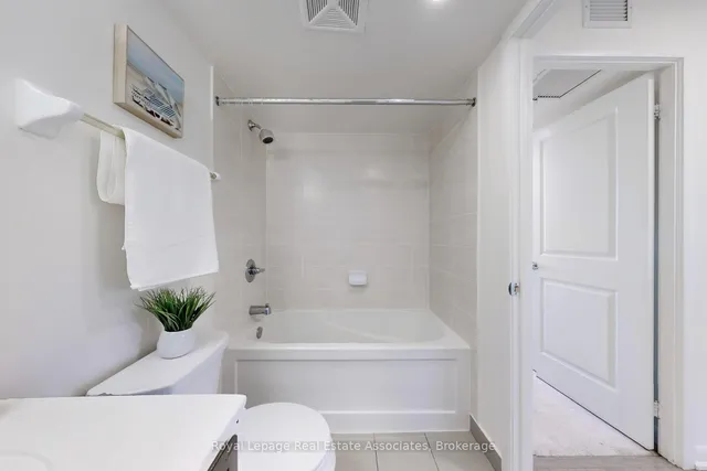 Additional image 42 of 215 Sherway Gardens Rd Unit 2202