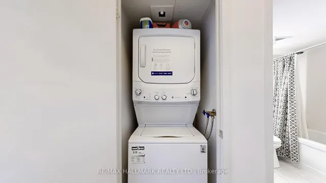 Additional image 17 of 320 Richmond St Unit 605