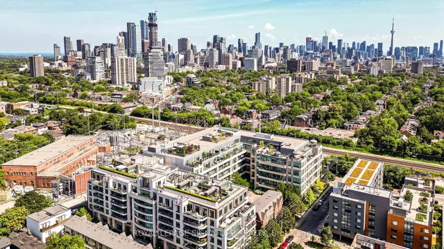 Additional image 5 of 380 Macpherson Ave Unit 615