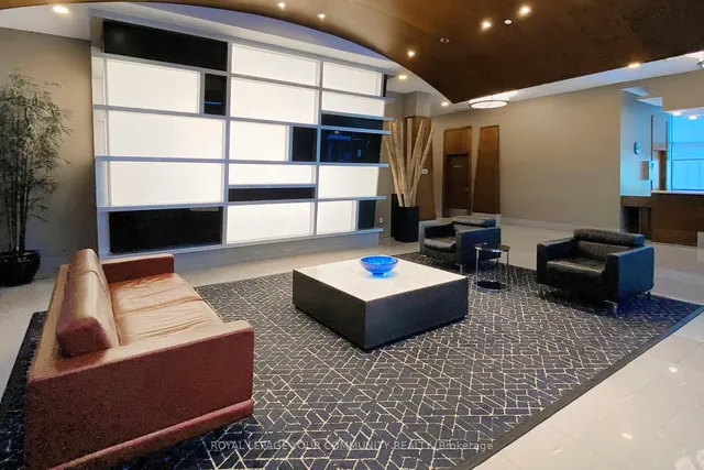 Additional image 8 of 31 Bales Ave Unit 1805