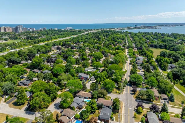 Additional image 36 of 1004 Marley Cres