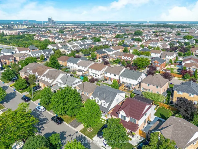 Additional image 45 of 1525 Swann Cres