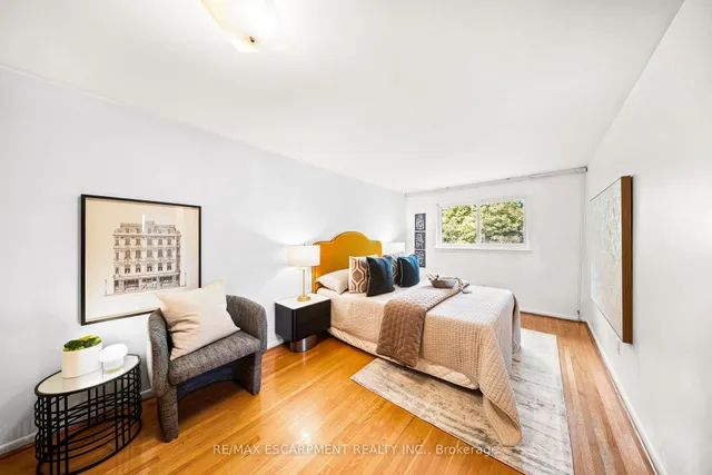 Additional image 18 of 1065 Franconia Dr