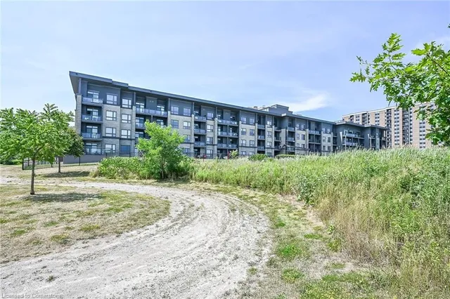 Additional image 48 of 35 Southshore Cres Unit 311