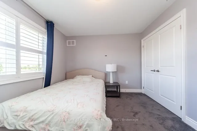 Additional image 36 of 70 Prairie Creek Cres