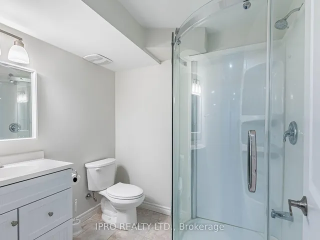 Additional image 37 of 67 Locker Pl